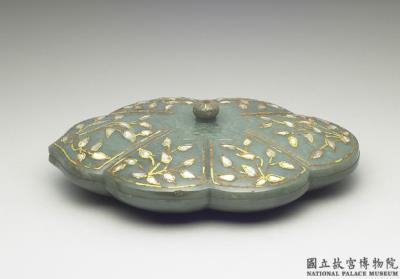 图片[2]-Jade segmented box, Mughal Empire-China Archive